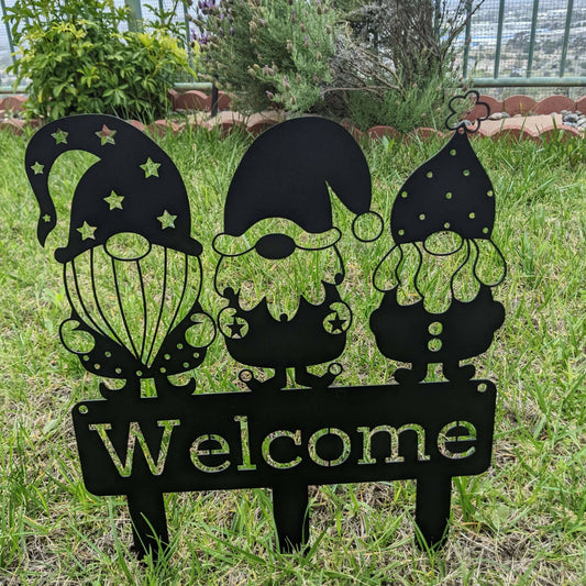 Welcome Gnome Stake