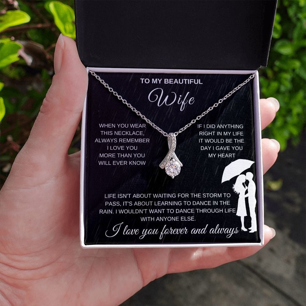 [ALMOST SOLD OUT]- Wife Alluring Necklace- Dance in the rain