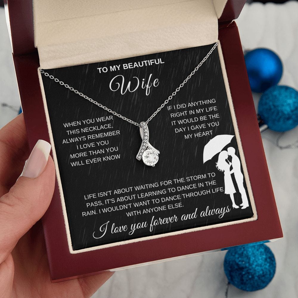 [ALMOST SOLD OUT]- Wife Alluring Necklace- Dance in the rain