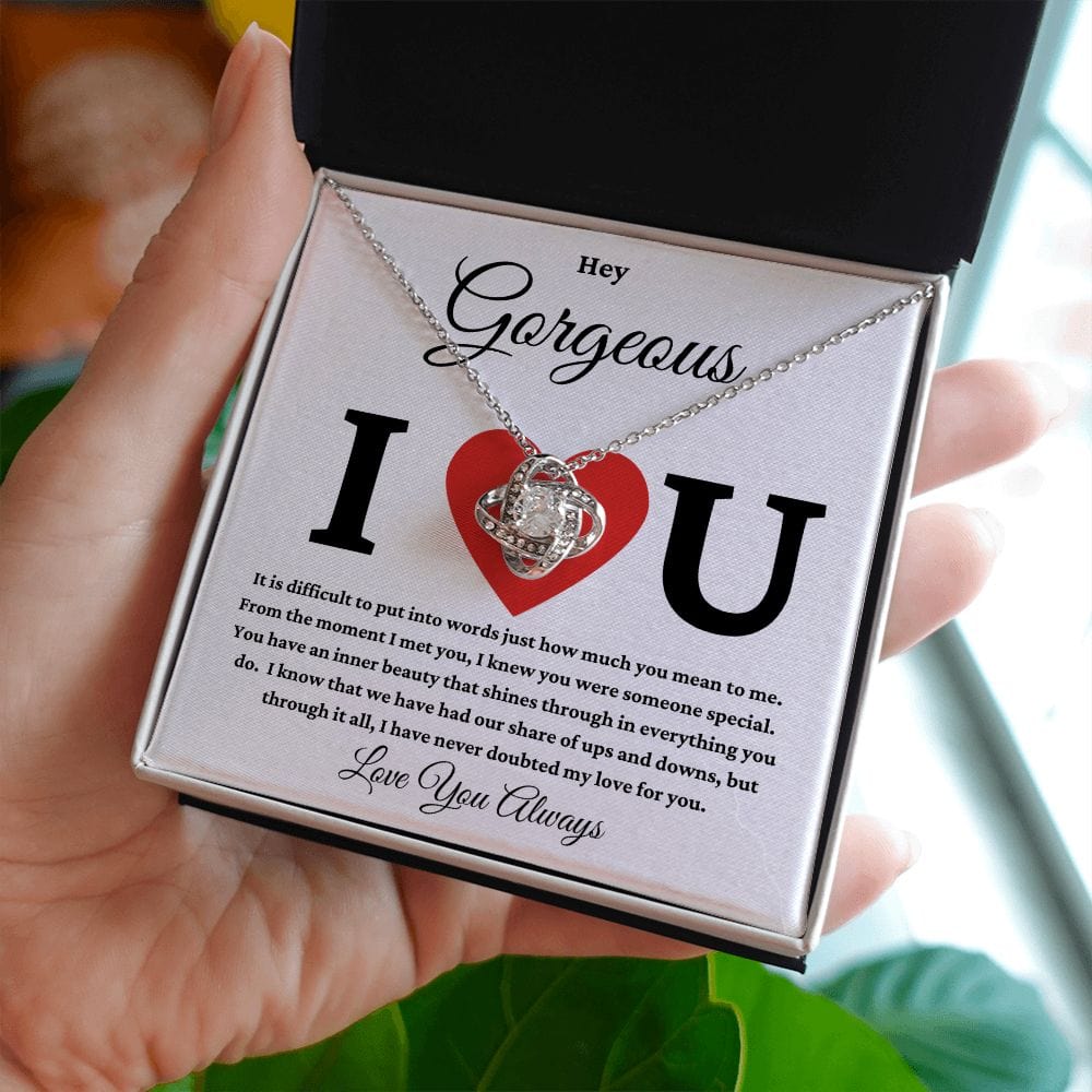 I heart U- Loveknot Necklace